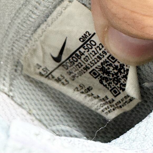 Nike Big Girls Blazer Mid '77 Casual Sneakers Barely Grape/Metallic Copper 4.5Y - Picture 12 of 12